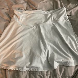 Brand SO color white tennis skirt size L